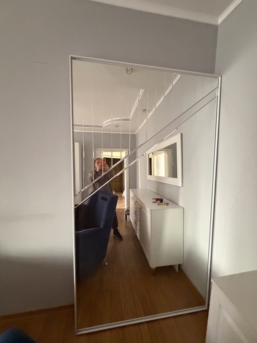 Огромое зеркало для красоты