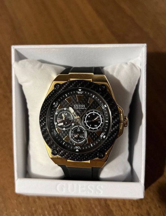 Мъжки часовник Guess