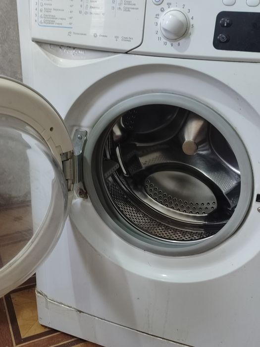 Indesit стиралный машина