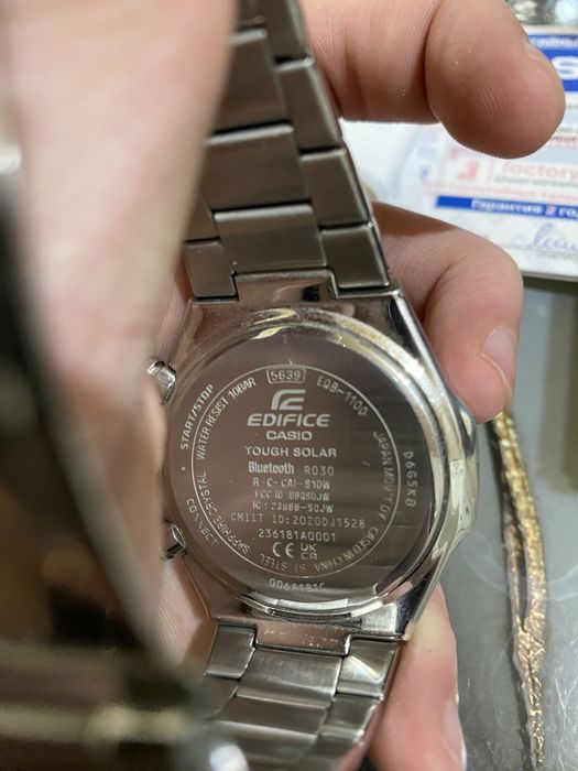 Продам Часы Casio EDIFICE EQB-1100