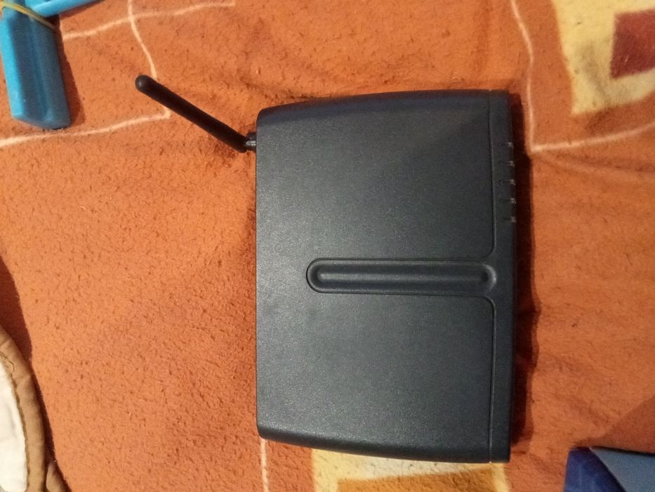 Router+ Râjniță cafea veche