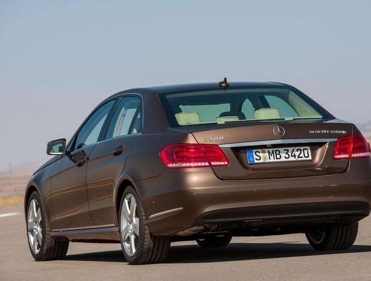 Mercedes E class 300 Hybrid dizel Мерцедес 212 300д Хибрид На части!!