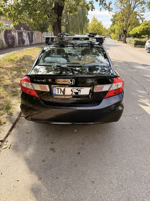Honda civic sedan 1.8 cc