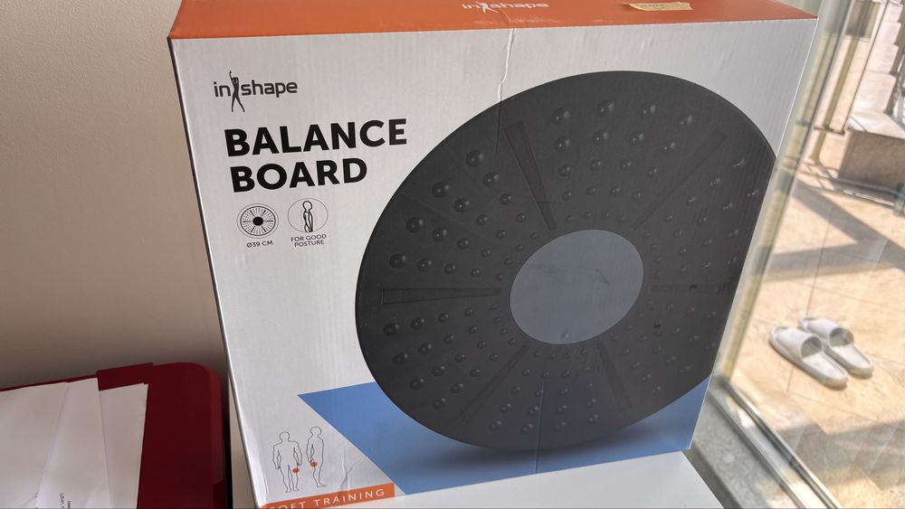 balance board/дъска за изправяне на фигурата