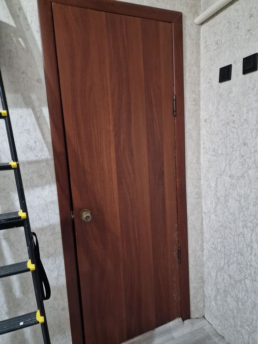 Продам межкомнатные двери