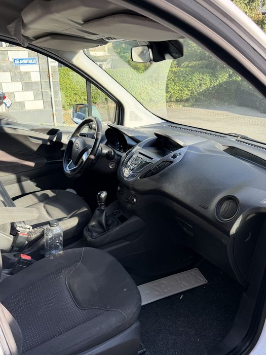 Ford transit courier 1.6 diesel