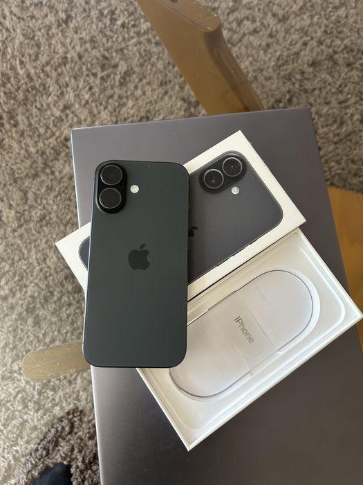 Айфон 17-256gb- нов  на 1 месец