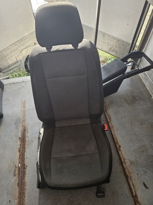 Салон  за  vw passat B8