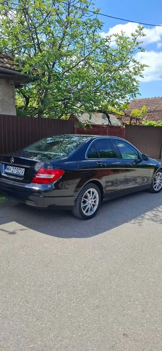 MERCEDES-BENZ C-Class 0 — imagine 3