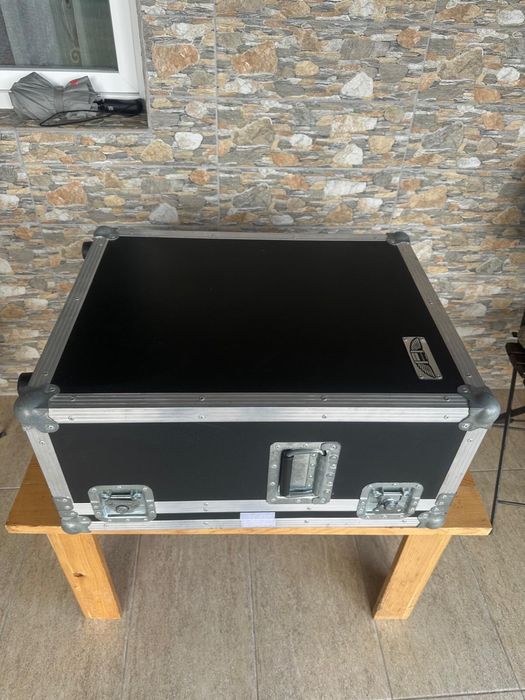 Vand mixer midas m32nu(dynacord,xa,fbt,montarbo,rcf,vl)