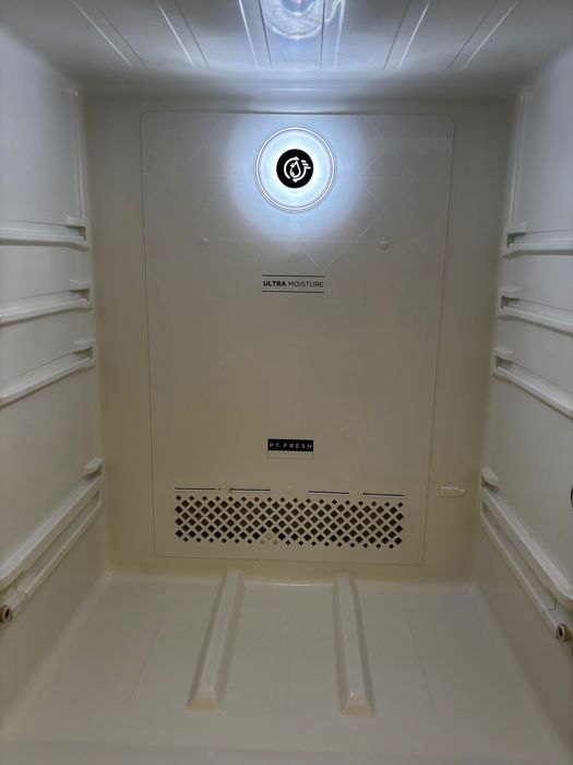 Продам новый холодильник side by side