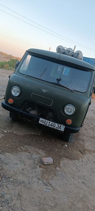 Uaz  sotiladi.   .