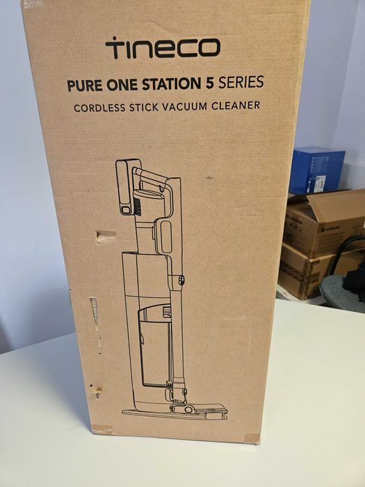 Продавам вертикална прахосмукачка Tineco Pure One Station 5 PLUS