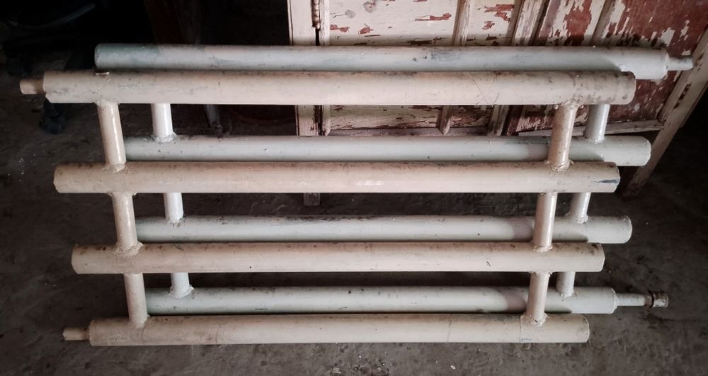 Продаю чугунные батареи