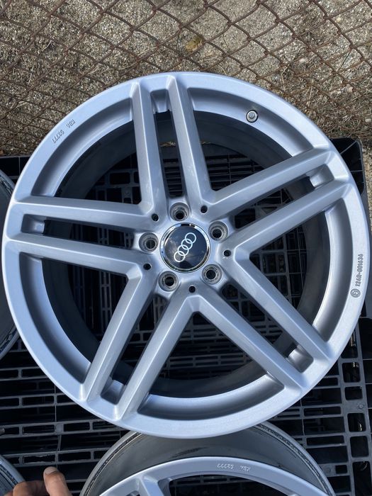 19 цола 5 х 112 мм Фолксваген Пасат , Ауди , Шкода