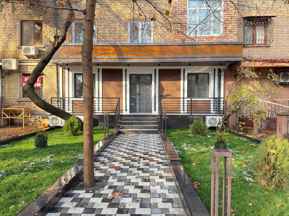 ПРОДАЁТСЯ НЕЖИЛОЕ ПОМЕЩЕНИЕ 
Мирзо Улугбек, Ор-р Ц-1  (2 линия)