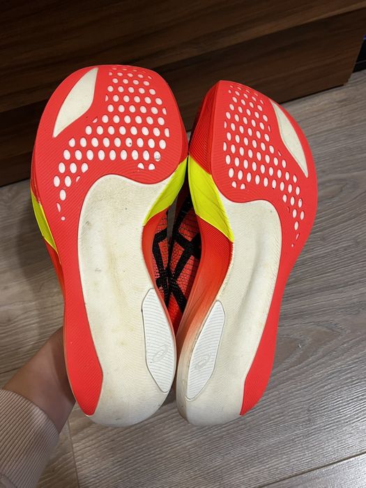 Asics Metaspeed Sky Paris номер: 41/7uk