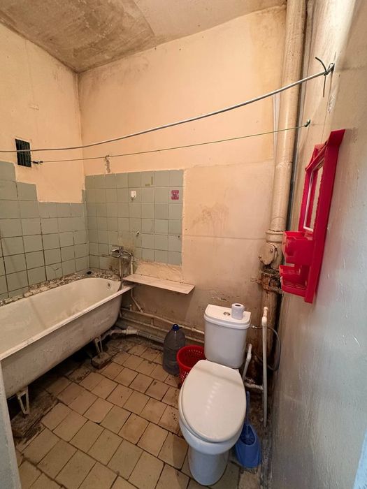 Arenda kvartira Yashnabod tumani Kadishva bozor oldida 1xona