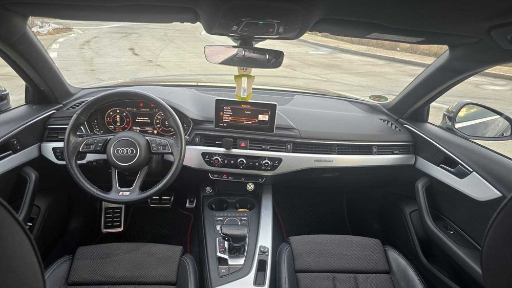 Audi A4 B9 2018 Quattro (4x4)