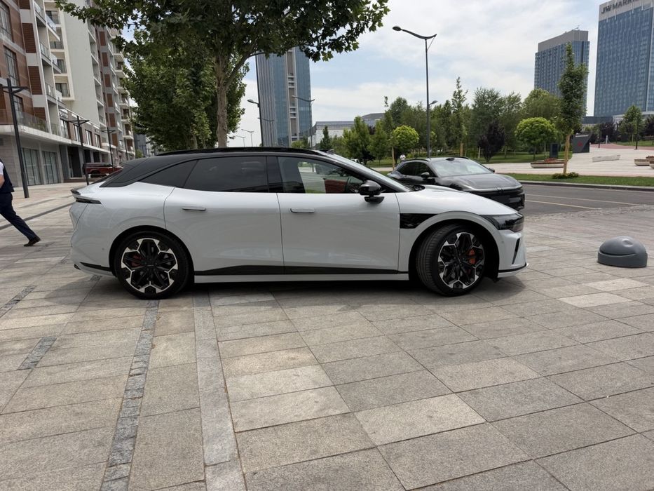 Zeekr 007 GT 4WD Full.