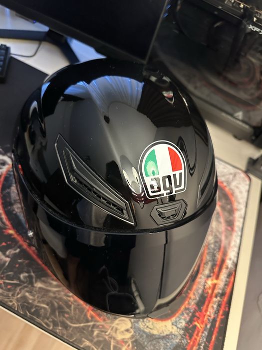 Casca moto AGV K1-S, marimea S ca noua (impecabila) cu viziera neagra plus originala