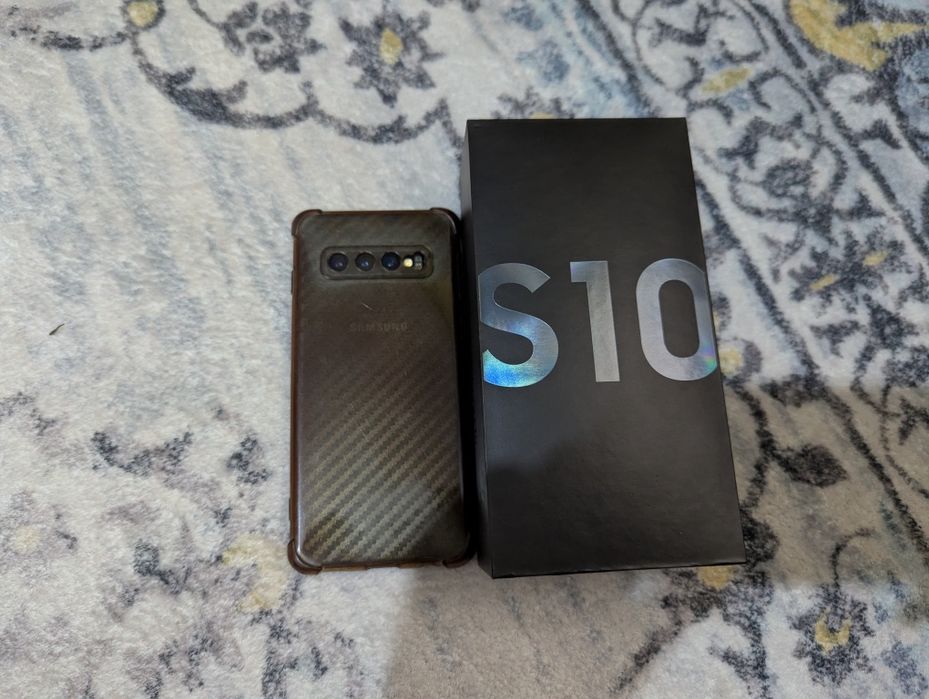 Samsung s10 и Samsung s8 продам
