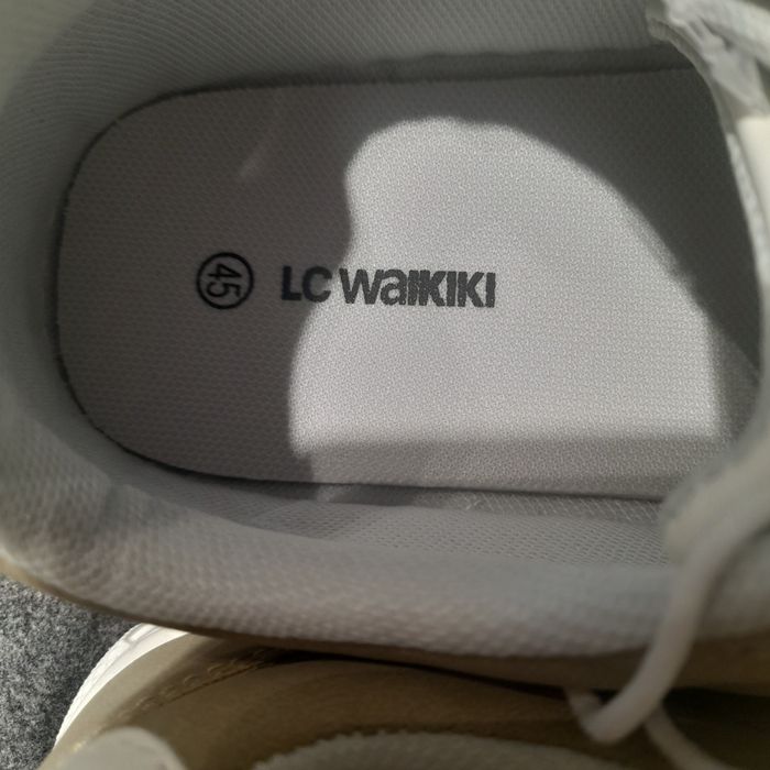 Продаются кроссовки, новые, 45размер, муж.