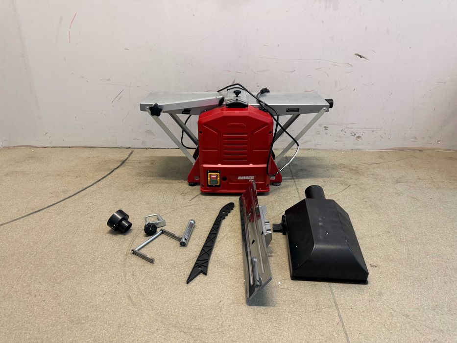 Абрихт & Щрайхмус 1500W 740x210mm RDP-APT02 /   Банциг за метал 1200W