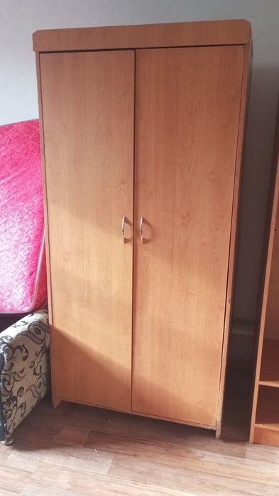 Шифонер,шкафы,б/у.