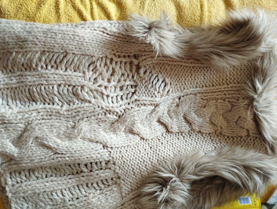 Дамски елек плетен цвят бежов H&M