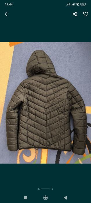 Куртку весна -осень продам .