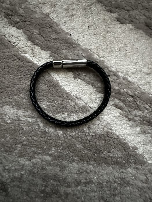 Мъжка кожена гривна