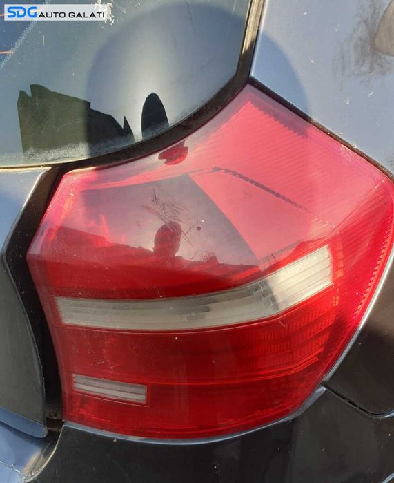 Tripla Stop Lampa Dreapta cu Imperfectiuni BMW Seria 1 E81 E87 FL Facelift 2007 - 2011 [K4614]