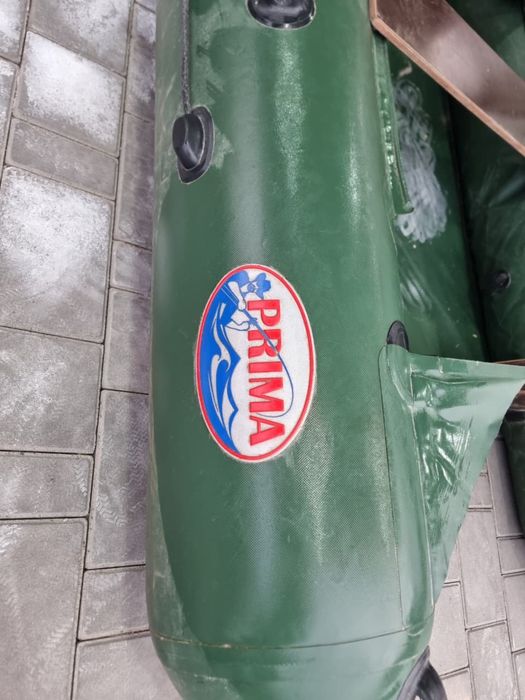 Лодка  надувная с деревянным дном