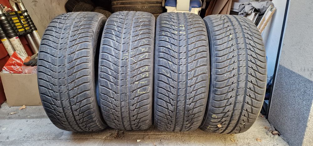 275/55/19 Nokian WR SUV 3