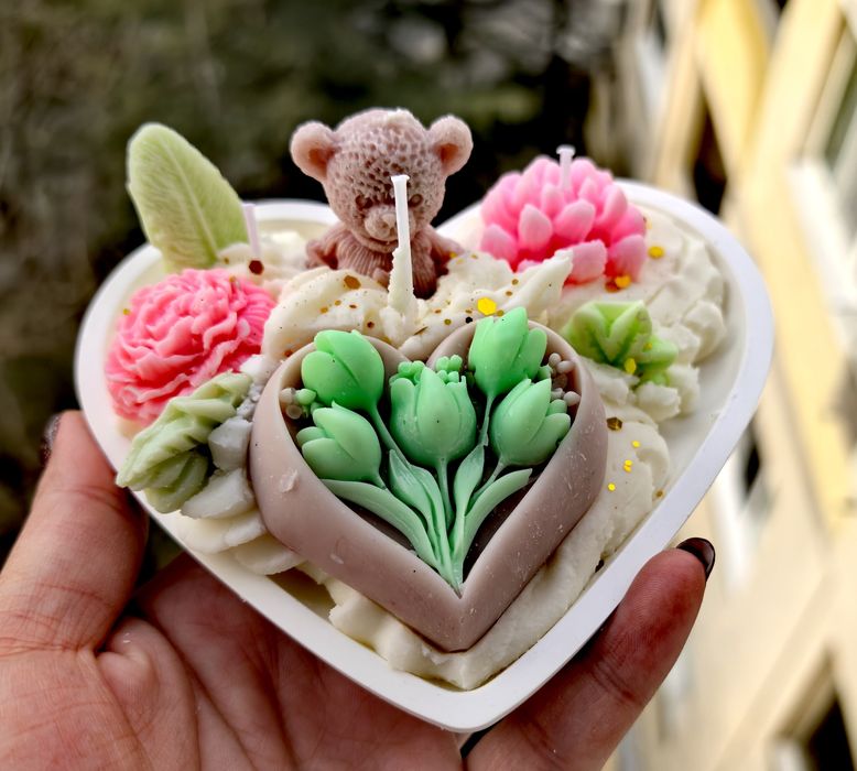 Ароматни Свещи, Чашки и Бурканчета