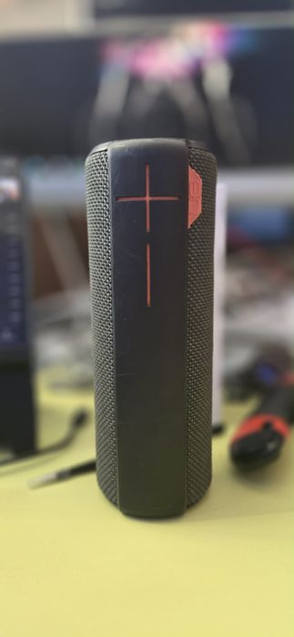 Преносима тонколона Logitech Boom