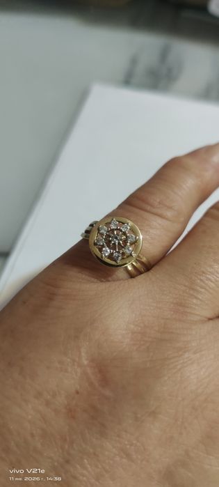Продам золотое кольцо