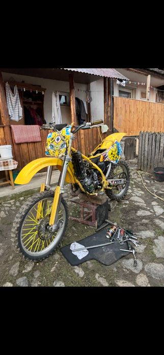 Suzuki rm125 2t