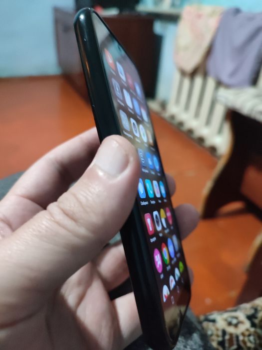 МощныйHuaweiP20Lite64gb