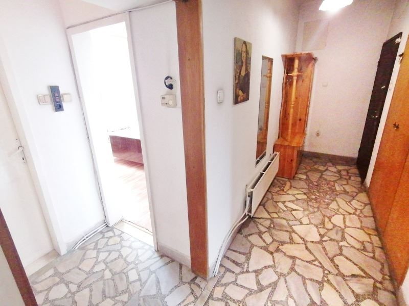 Продава се Четиристаен апартамент в София, Сухата река - 135 кв.м за 1852 €/кв.м - Снимка #8