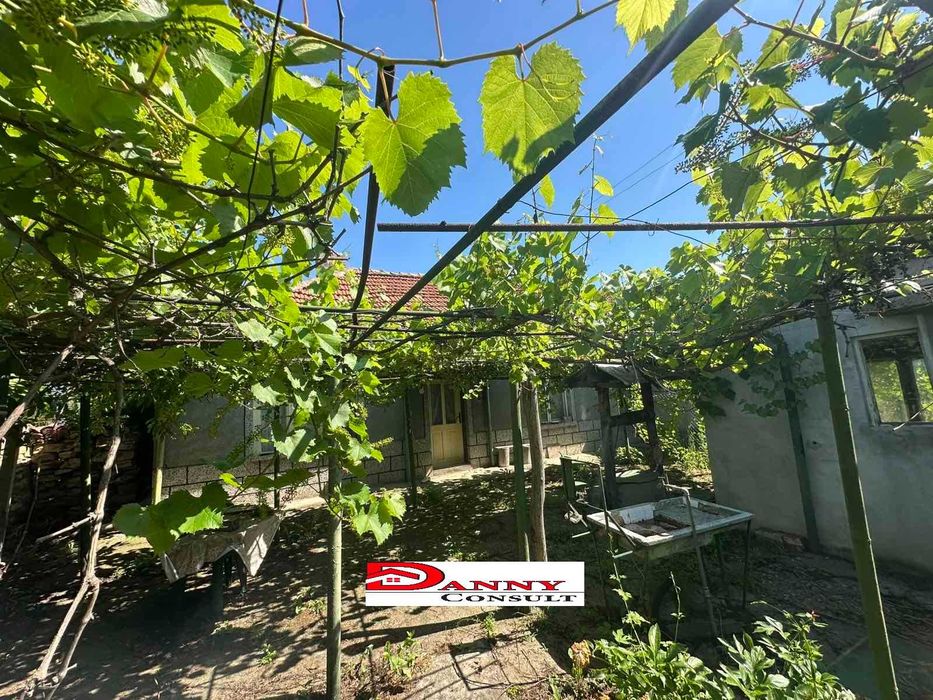 Продава се Къща в Велико Търново, Акация - 70 кв.м за 686 €/кв.м - Снимка #2