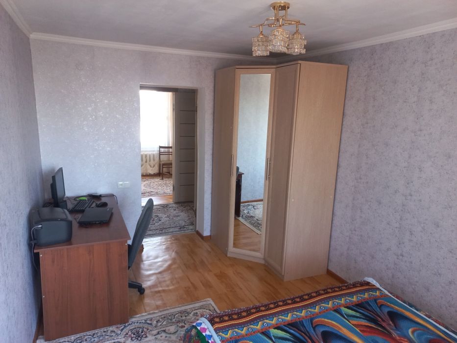 Дом двухэтажный в центре