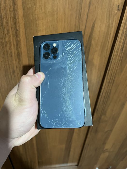 Iphone 12 pro память 256 акб 81%