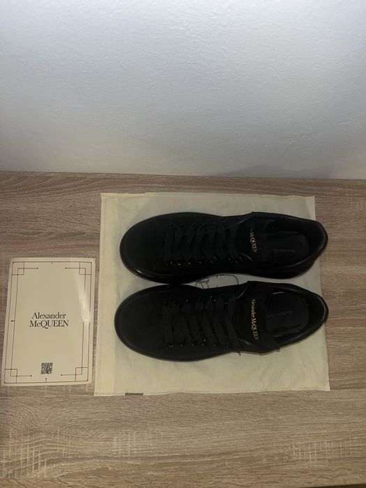 Alexander McQueen black