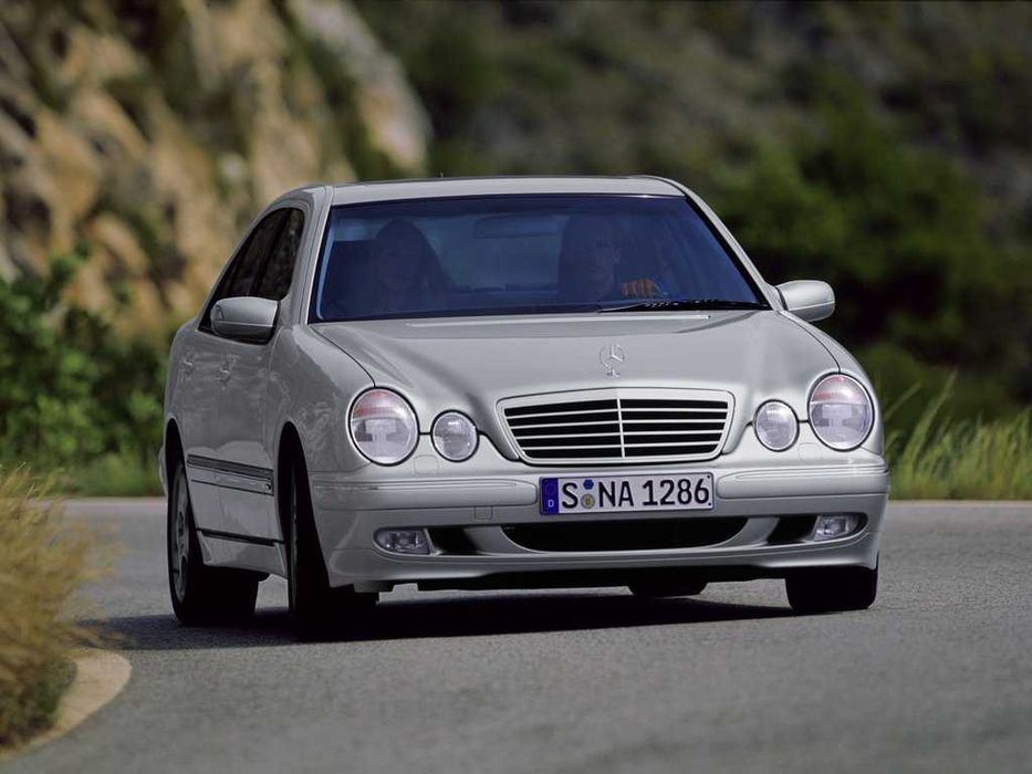 Бампер передний Мерседес 210 Mercedes 210