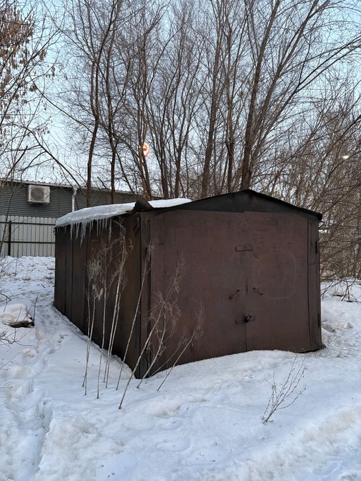 Продам гараж      .