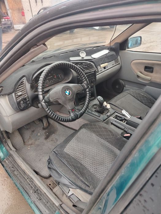Продам  BMW 325 в нормальном состоянии