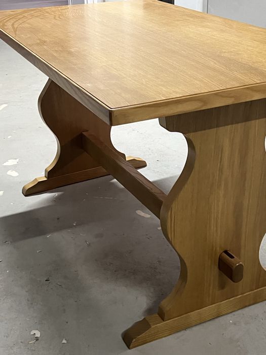 Masă din stejar masiv   NOUĂ