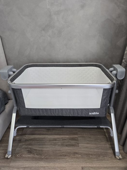 Продам кроватку манеж